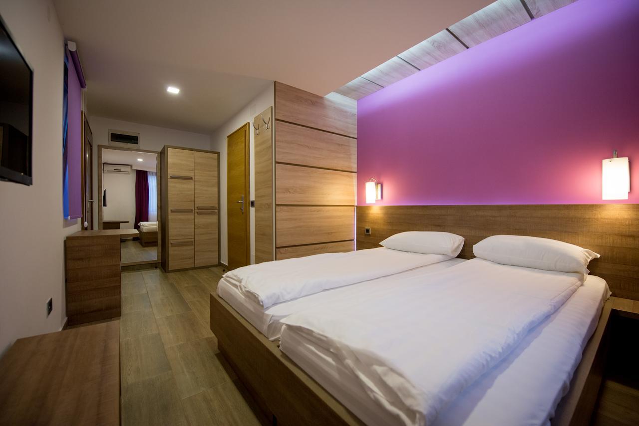 Motel Jezero Mladenovac Exterior foto